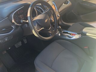 2019 Chevrolet Malibu IX Рестайлинг, серый, 1650000 рублей, вид 3