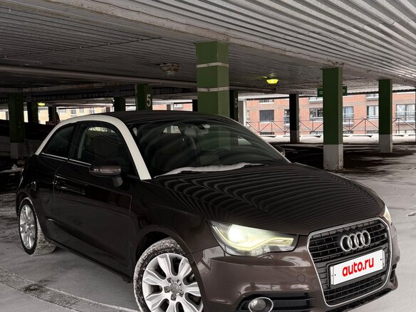 2011 Audi A1 I (8X), коричневый, 900000 рублей - вид 8