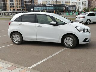 2020 Honda Fit IV, белый, 1199000 рублей, вид 5