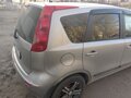 2008 Nissan Note I, серебристый, 470000 рублей - вид 1