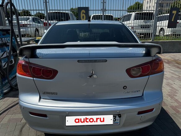 2007 Mitsubishi Lancer X, серебристый, 750000 рублей - вид 2