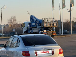 2001 Hyundai Elantra III (XD), серебристый, 190000 рублей, вид 5