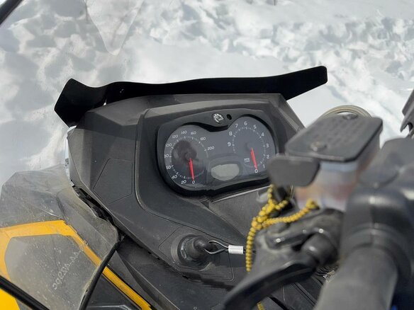 2011 Ski-Doo Skandic, жёлтый, 900000 рублей - вид 5
