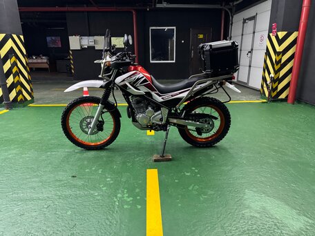 2017 Yamaha XT250 Serow, красный, 650000 рублей, вид 2