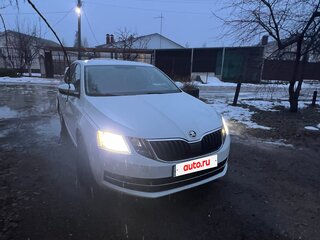 2017 Skoda Octavia III (A7) Рестайлинг, белый, 1550000 рублей, вид 1