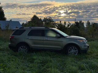 2013 Ford Explorer V, зелёный, 2000000 рублей, вид 4