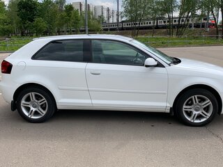 2010 Audi A3 II (8P) Рестайлинг 2, белый, 1000000 рублей, вид 2