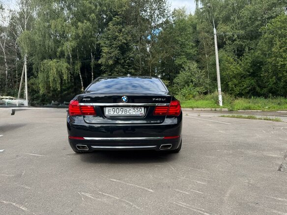 2013 BMW 7 серии Long 740Li xDrive V (F01/F02/F04) Рестайлинг, чёрный, 2250000 рублей - вид 5