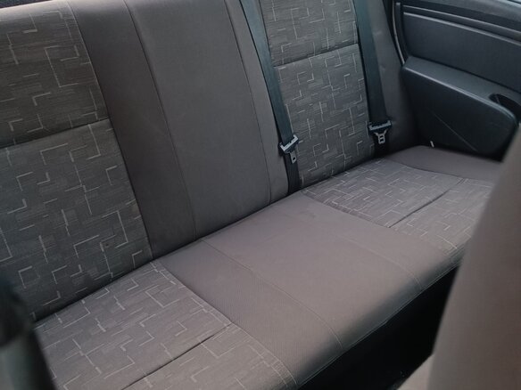2010 Renault Logan I Рестайлинг, белый, 180000 рублей - вид 6