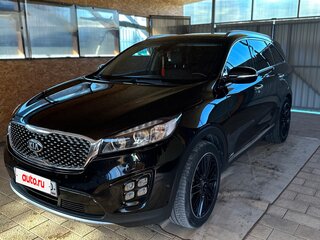 2017 Kia Sorento III Prime Рестайлинг, чёрный, 3000000 рублей, вид 1