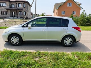 2009 Nissan Tiida I, серебристый, 890000 рублей, вид 5