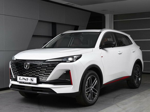2025 Changan UNI-S I, белый, 3179900 рублей