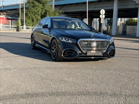 2026 Mercedes-Benz S-Класс 580 Long 4MATIC VII (W223) Рестайлинг, чёрный, 31000000 рублей, вид 1