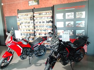 Moto Morini X-CAPE