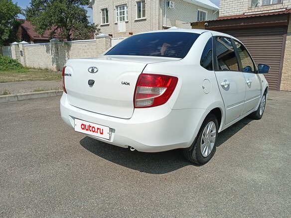 2017 Lada (ВАЗ) Granta I, белый, 525000 рублей - вид 5