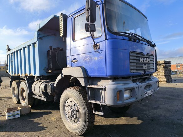 2002 MAN F (F7/F8/F9/F90), синий, 2350000 рублей - вид 1
