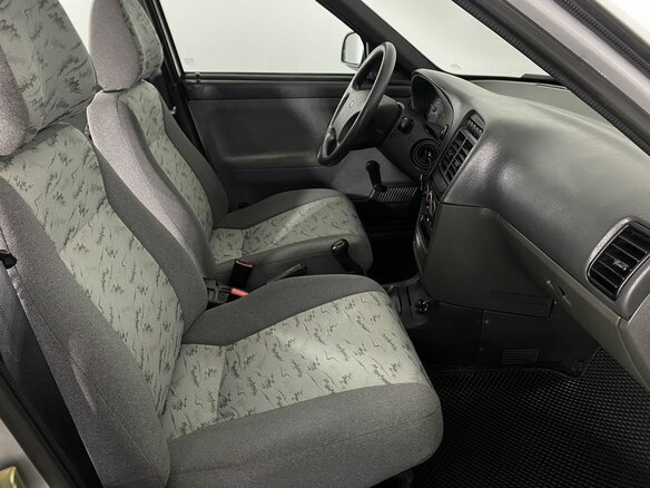2006 Lada (ВАЗ) 2110, серебристый, 470000 рублей - вид 11