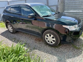 2014 Mitsubishi Outlander III, чёрный, 1810000 рублей, вид 2