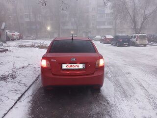 2011 Kia Rio II Рестайлинг, красный, 450000 рублей, вид 3