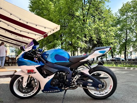 2011 Suzuki GSX-R 750, синий, 700000 рублей, вид 1