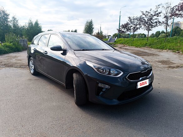 2021 Kia Ceed III Рестайлинг, серый, 2000000 рублей