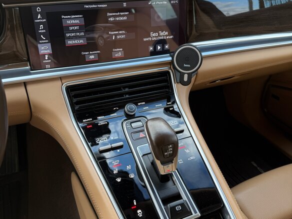 2019 Porsche Panamera 4 II, коричневый, 6700000 рублей - вид 15