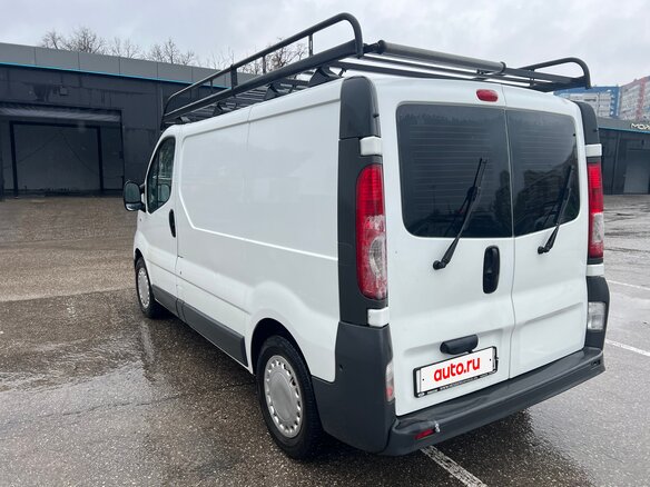 2009 Renault Trafic, белый, 1100000 рублей - вид 5
