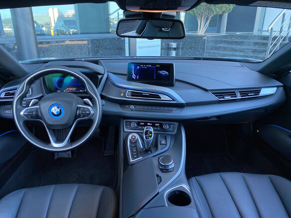 2018 BMW i8 I Рестайлинг, серый - вид 10