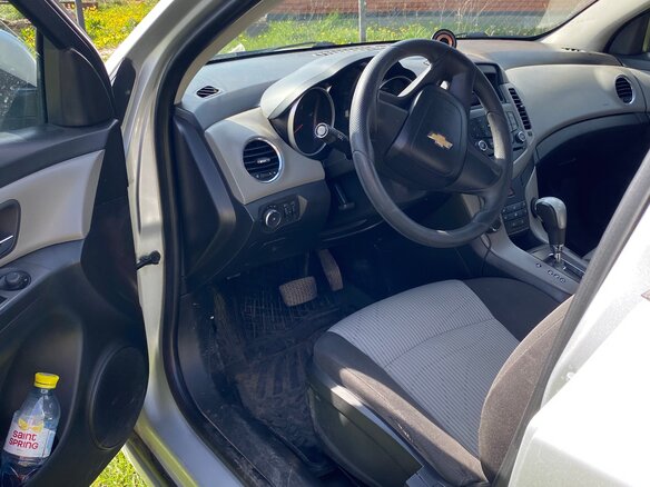2011 Chevrolet Cruze I, серебристый, 550000 рублей - вид 6