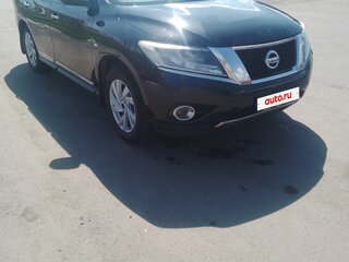 2015 Nissan Pathfinder IV, чёрный, 1900000 рублей, вид 2