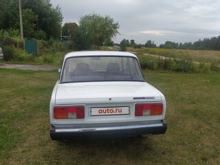 2010 Lada (ВАЗ) 2105, белый, 240000 рублей, вид 2