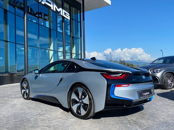 2018 BMW i8 I Рестайлинг, серый - вид 7