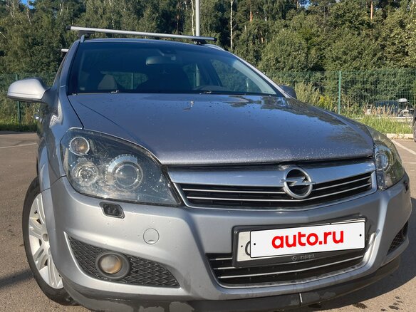 2011 Opel Astra H Рестайлинг, серебристый, 520000 рублей - вид 1