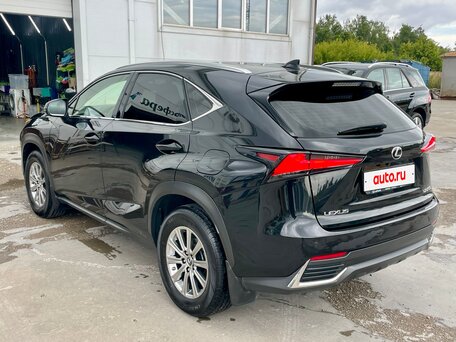 2021 Lexus NX 200 I Рестайлинг, чёрный, 3650000 рублей, вид 3