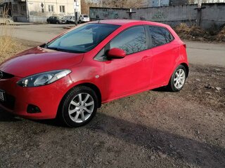 2008 Mazda 2 II (DE), красный, 650000 рублей, вид 4