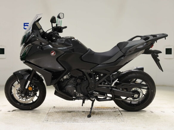 2025 Honda NT1100, чёрный, 1600000 рублей - вид 1