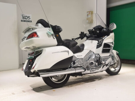 2014 Honda GL 1800 Gold Wing, белый, 1200000 рублей, вид 5