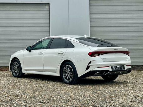2021 Kia K5 III, белый, 2450000 рублей, вид 3