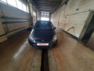 2007 Ford Fiesta Mk5, серый, 210000 рублей, вид 2