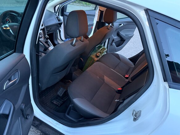 2015 Ford Focus III, белый, 650000 рублей - вид 23