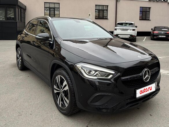 2021 Mercedes-Benz GLA 200 II (H247), чёрный, 3610000 рублей