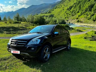 2009 Mercedes-Benz M-Класс 320 II (W164) Рестайлинг, чёрный, 2100000 рублей, вид 1