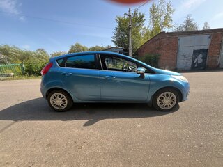 2010 Ford Fiesta Mk6, голубой, 500000 рублей, вид 2