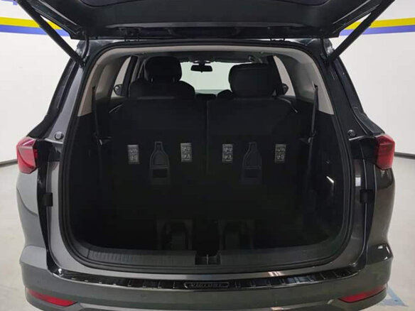 2023 Wuling Victory, серый, 1060000 рублей - вид 7