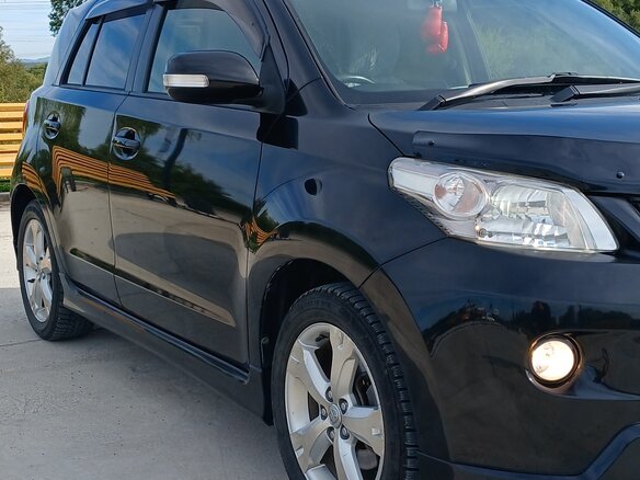 2012 Toyota Ist II, чёрный, 980000 рублей