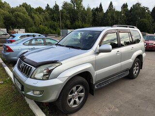 2008 Toyota Land Cruiser Prado 4-speed 120 Series Рестайлинг, серебристый, 1900000 рублей, вид 1