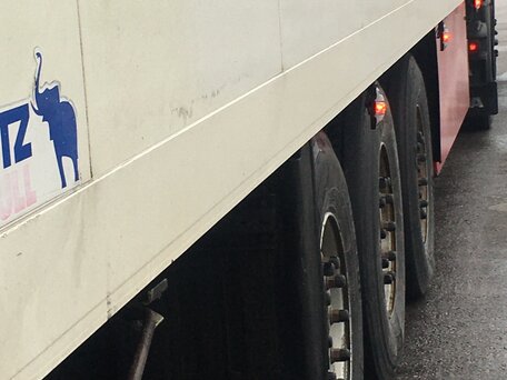 2001 Scania G-series, зелёный, 6500000 рублей, вид 4