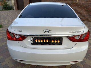 2011 Hyundai Sonata VI (YF), белый, 1150000 рублей, вид 3