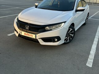2019 Honda Civic X, белый, 1800000 рублей, вид 2