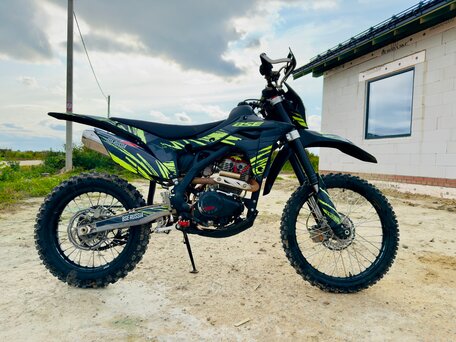 2024 BSE Z5, чёрный, 150000 рублей, вид 2